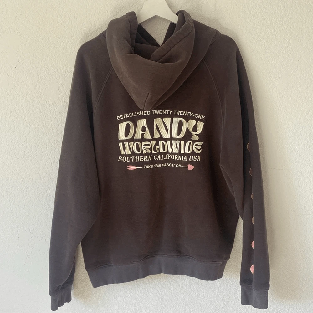 s-l1600 - 2026-06-25T090132.070 Dandy Worldwide Heart on my sleeve hoodie.